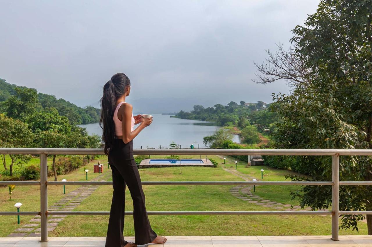 Stayvista'S Shivom Villa 2 - A Serene Escape With Views Of The Valley And Lake Lonavala Eksteriør bilde
