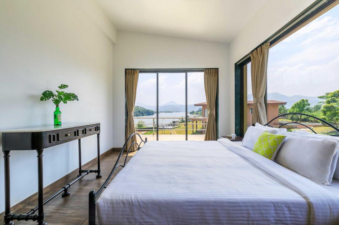 Stayvista'S Shivom Villa 2 - A Serene Escape With Views Of The Valley And Lake Lonavala Eksteriør bilde