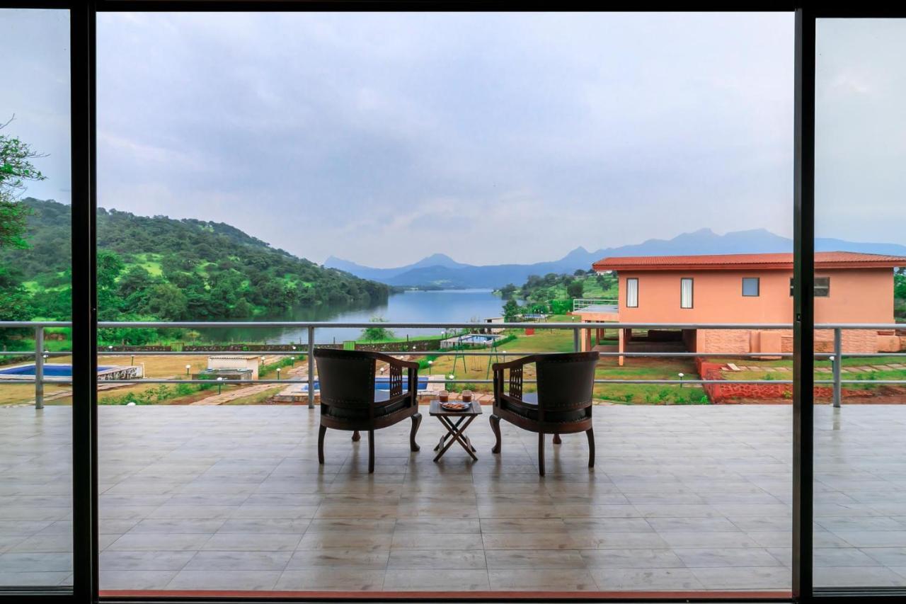 Stayvista'S Shivom Villa 2 - A Serene Escape With Views Of The Valley And Lake Lonavala Eksteriør bilde